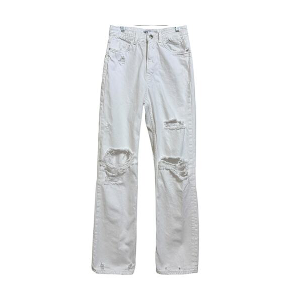 Zara Women's White Straight Leg Distressed Denim Jeans Size 6 - Picture 1 of 8